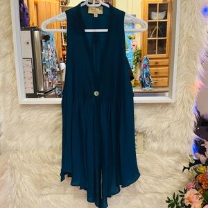 🌿 Elizabeth and James 100% Silk Sleeveless Pleated Tunic Top Vest 🌿